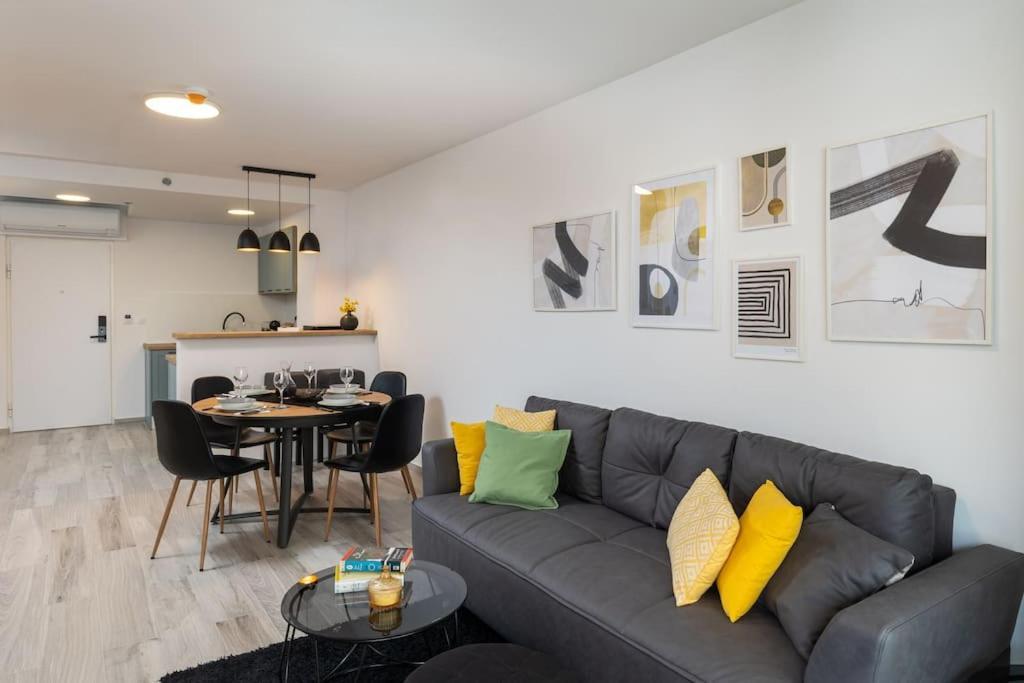 Dubrovnik Pier Free Parking And Balconyアパートメント エクステリア 写真